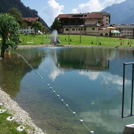 Pension Holzknechthof Am See Neustift im Stubaital Luaran gambar