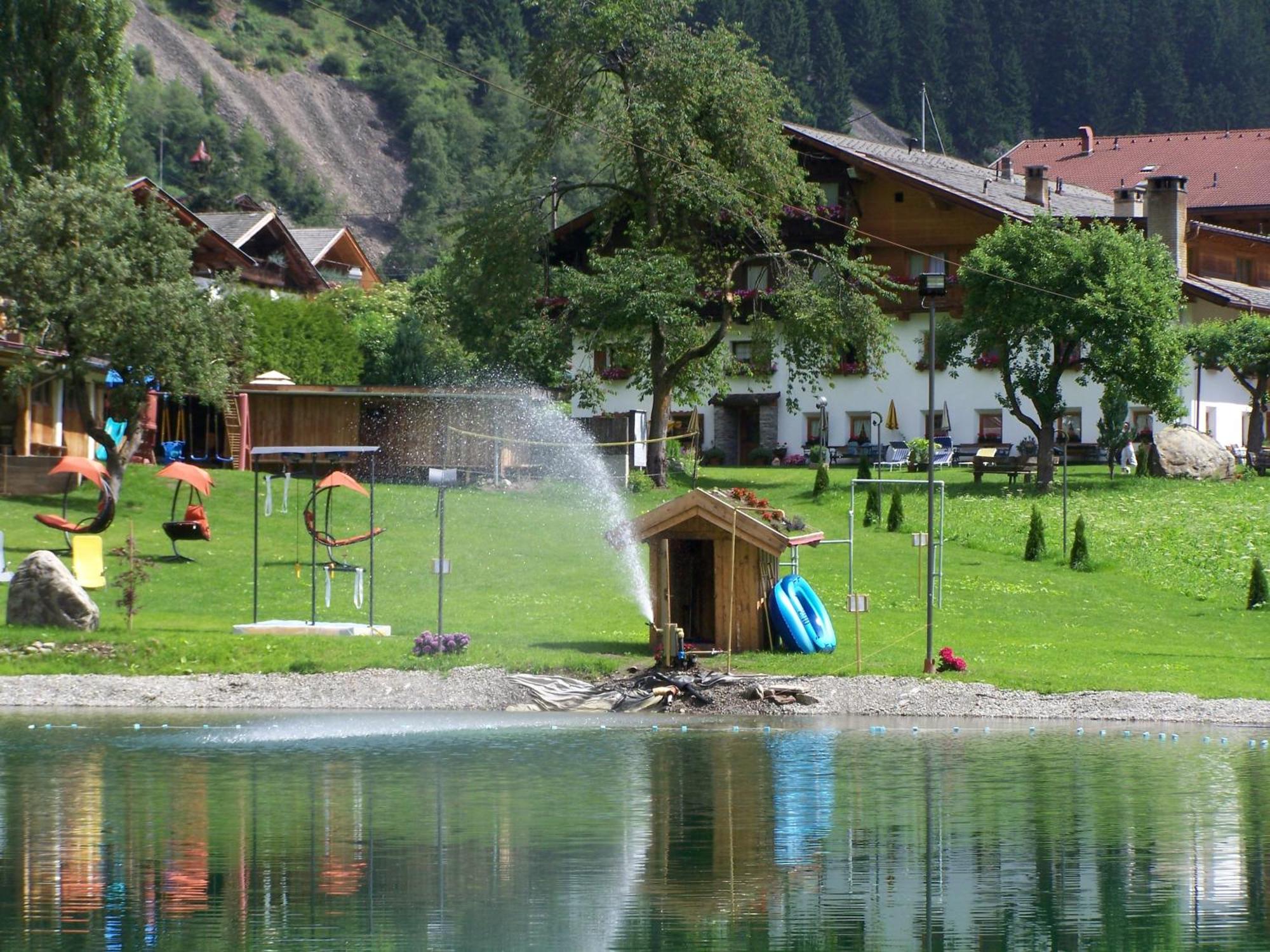 Pension Holzknechthof Am See Neustift im Stubaital Luaran gambar